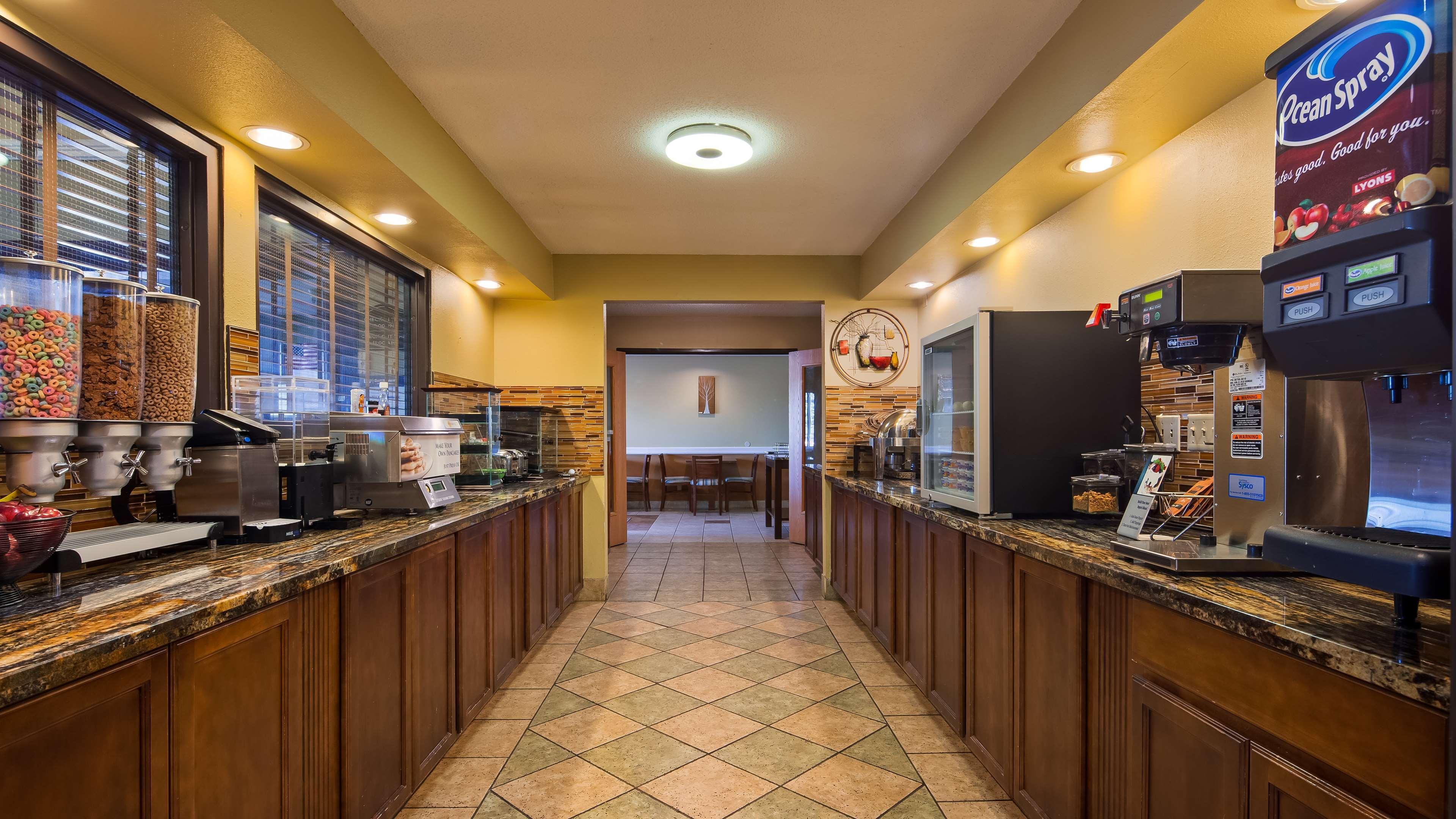 Best Western Alexandria Inn Exterior foto